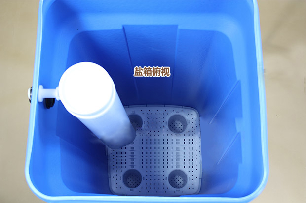 0.5噸(500L)每小時出力全自動軟水器 0.5噸(500L)每小時出力全自動軟水器